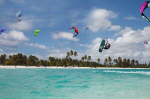 people paragliding